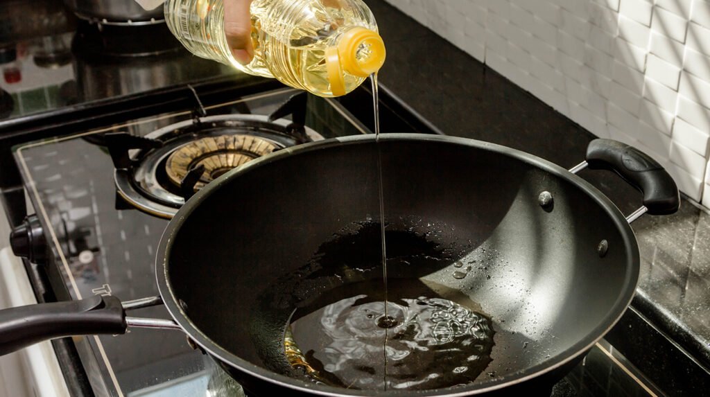 القلي في الطبخ