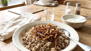 طريقة عمل المجدرة بالأرز والعدس